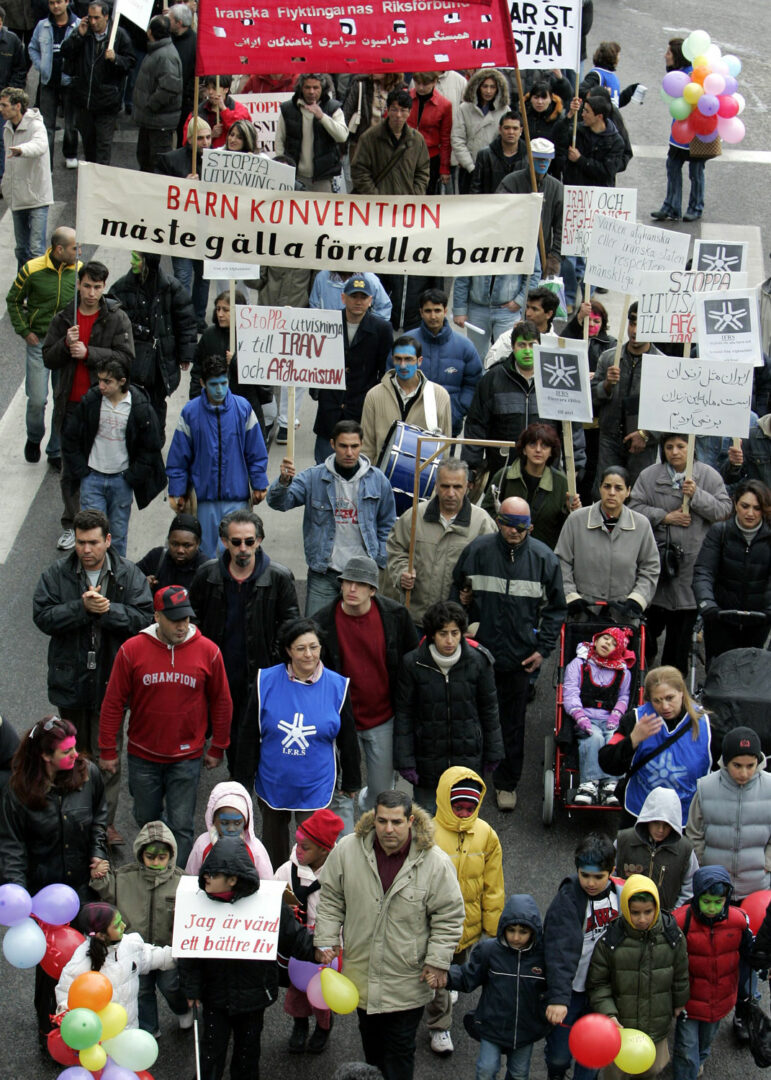 Demonstration till stöd för apatiska barn i april 2005
